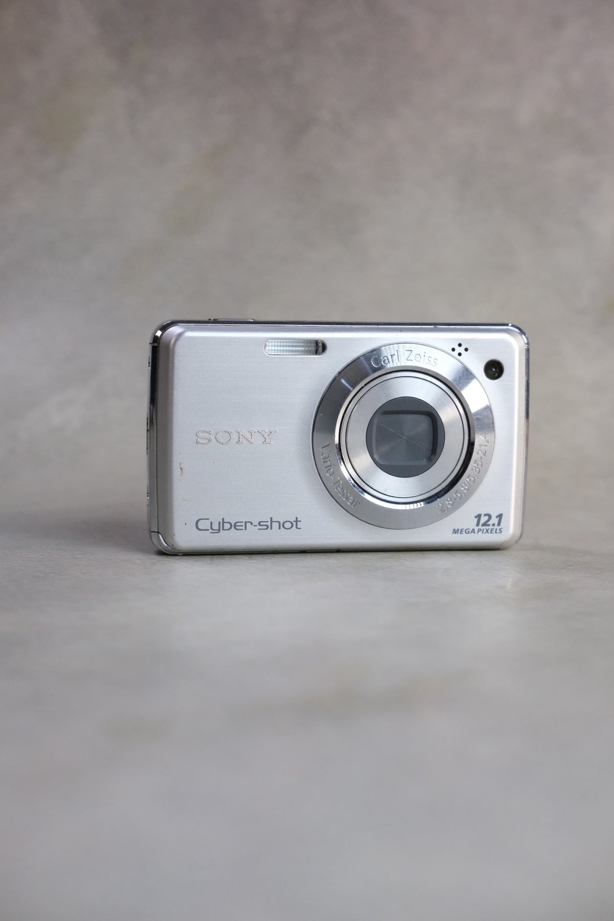 Sony Cyber-shot DSC-W230
