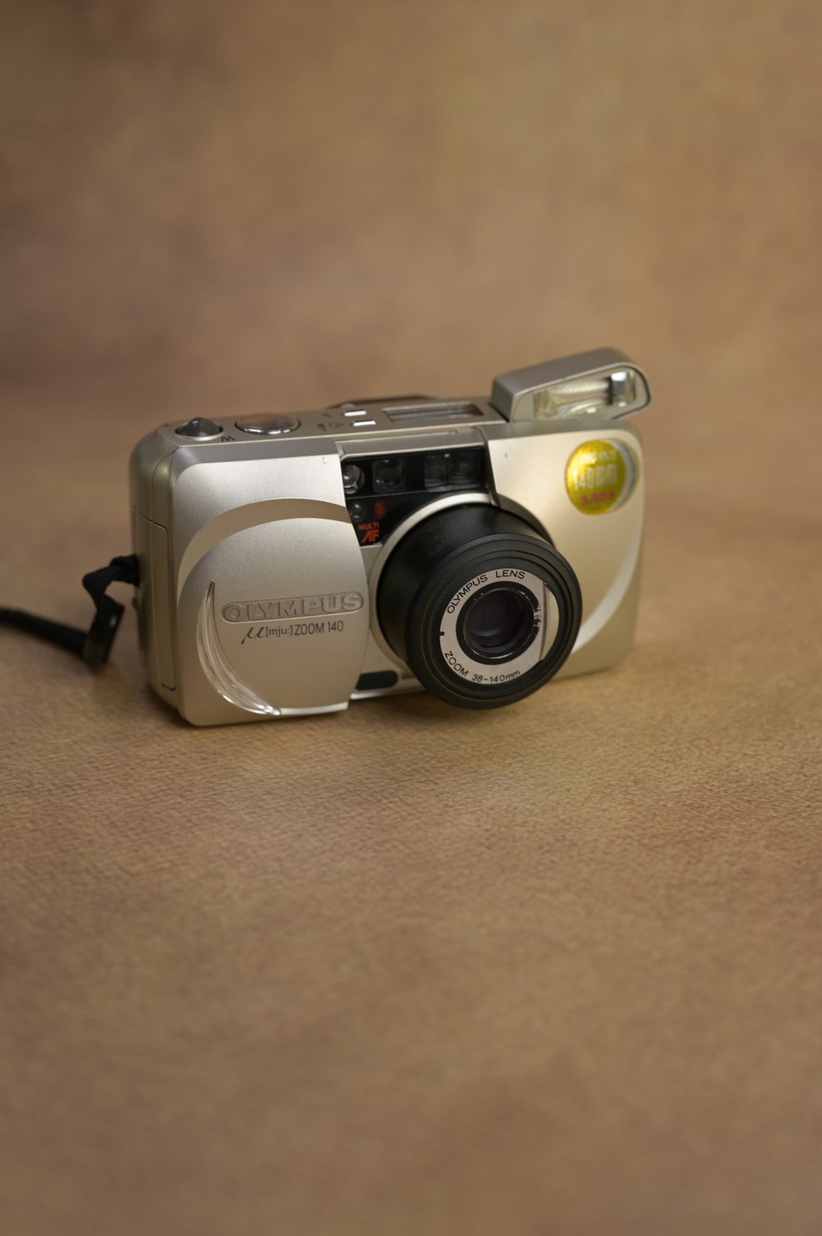 Olympus mju Zoom 140