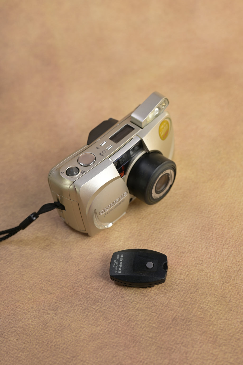 Olympus mju Zoom 140