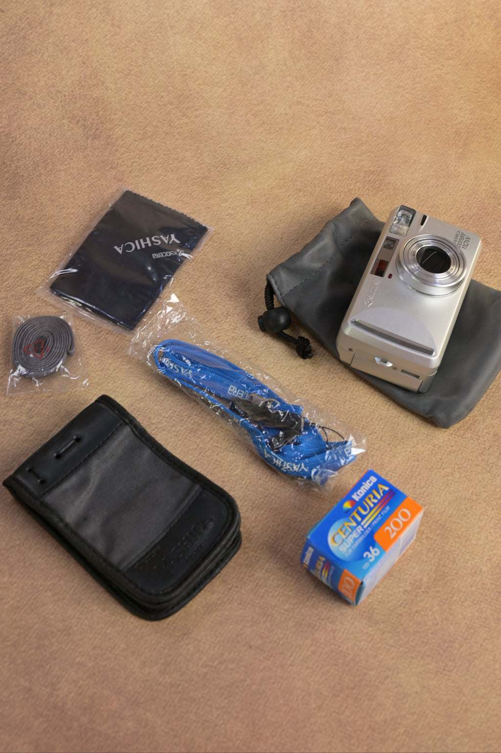 Kyocera Yashica Zoomate 110W