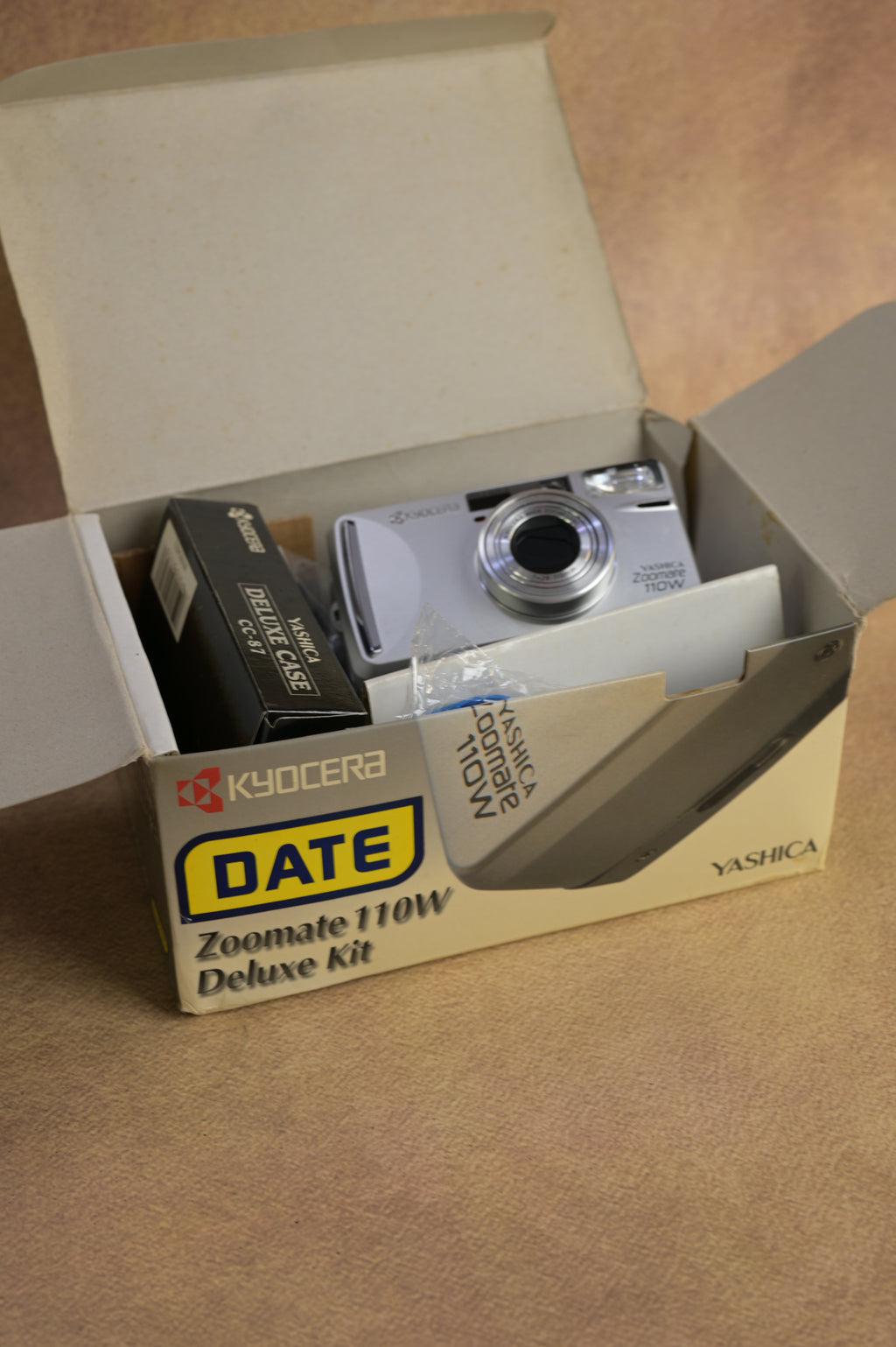 Kyocera Yashica Zoomate 110W
