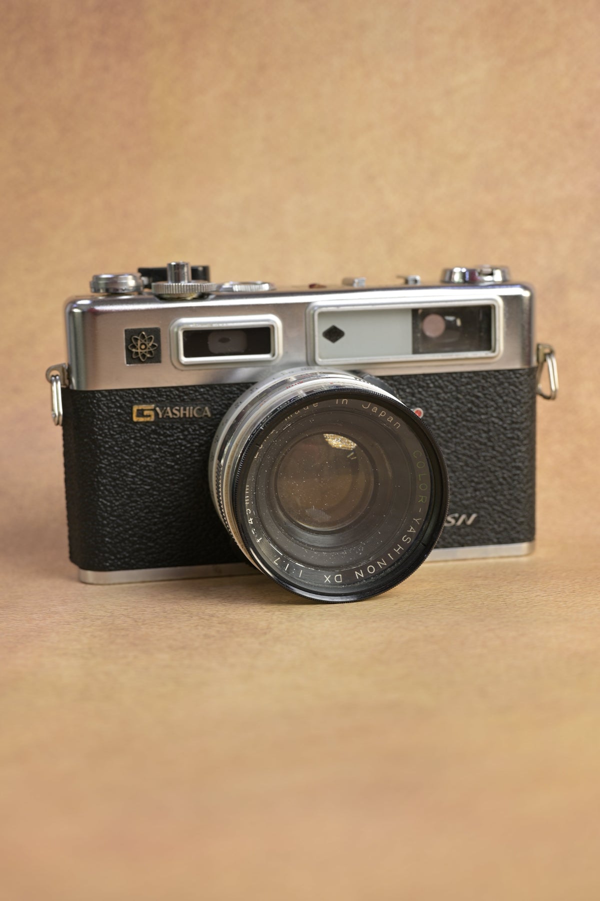Yashica Electro 35 GSN (Showpiece)