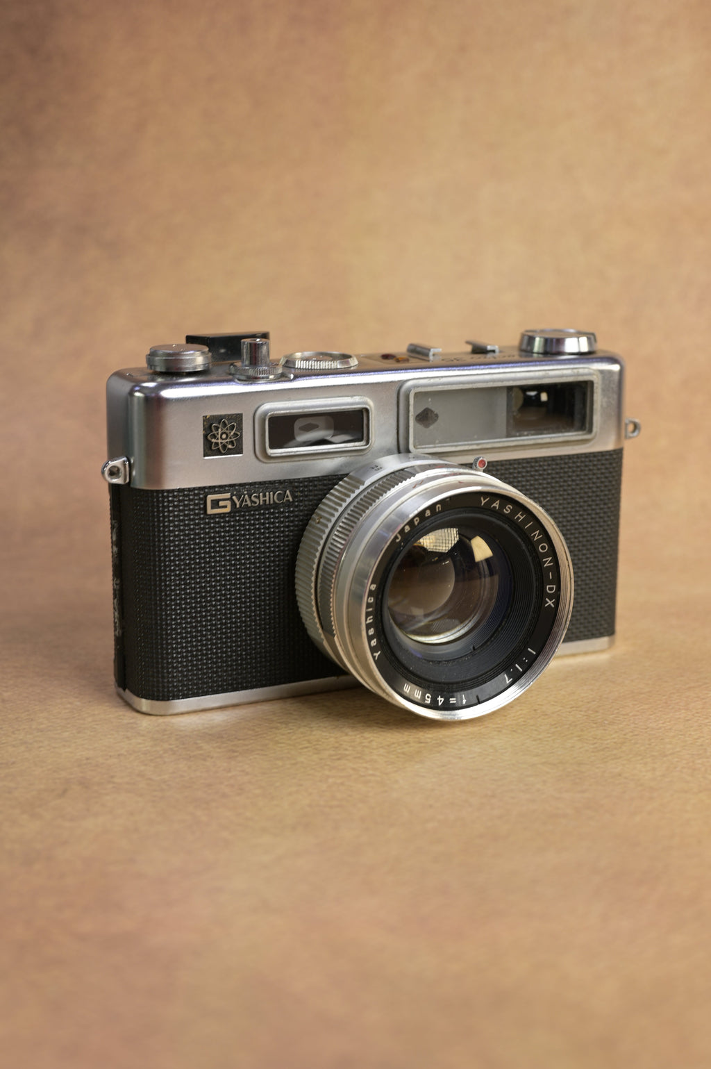 Yashica Electro 35 (Showpiece)