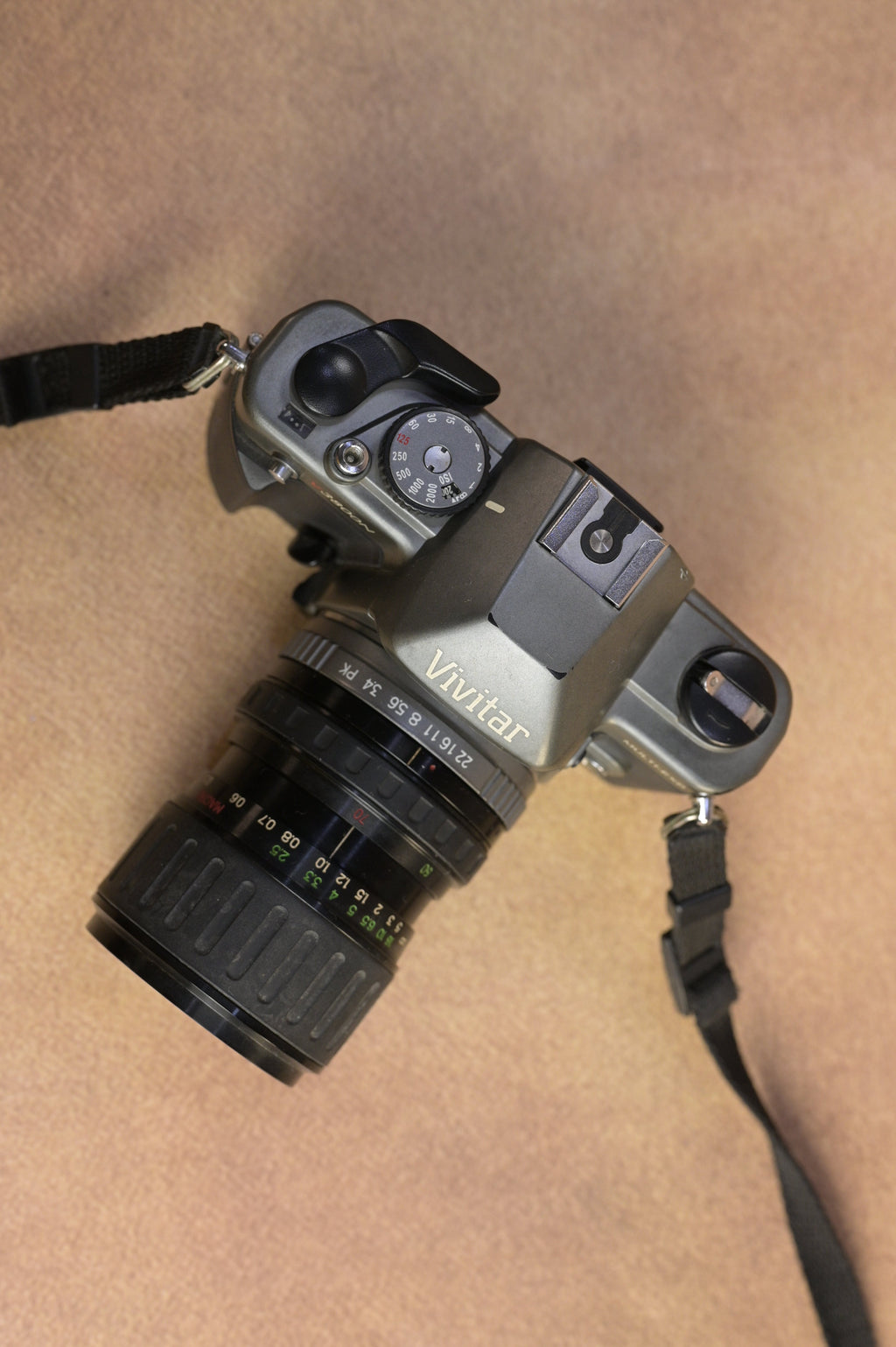 Vivitar V3800 + Vivitar 28-70mm Macro Zoom