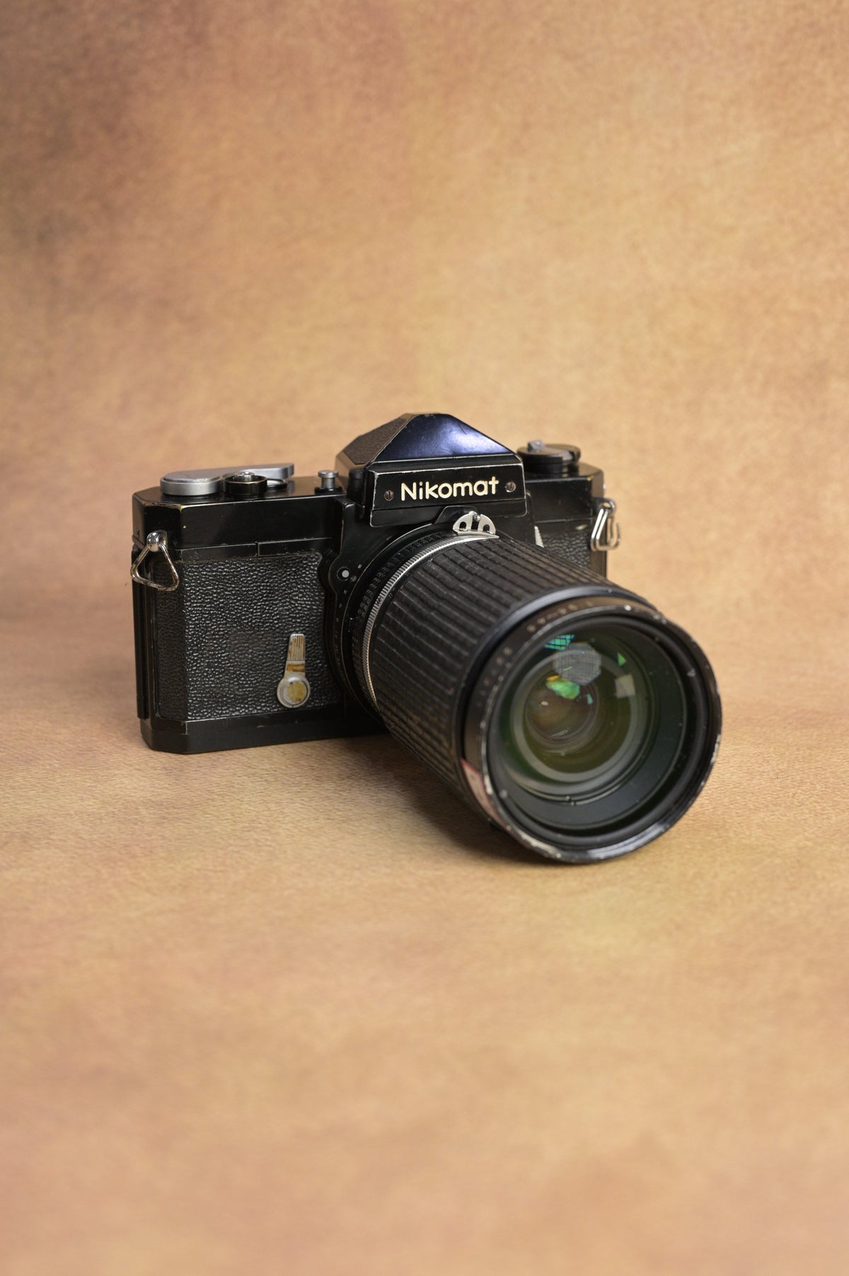 Nikomat FT + Zoom-Nikkor 35-135mm F3.5-4.5