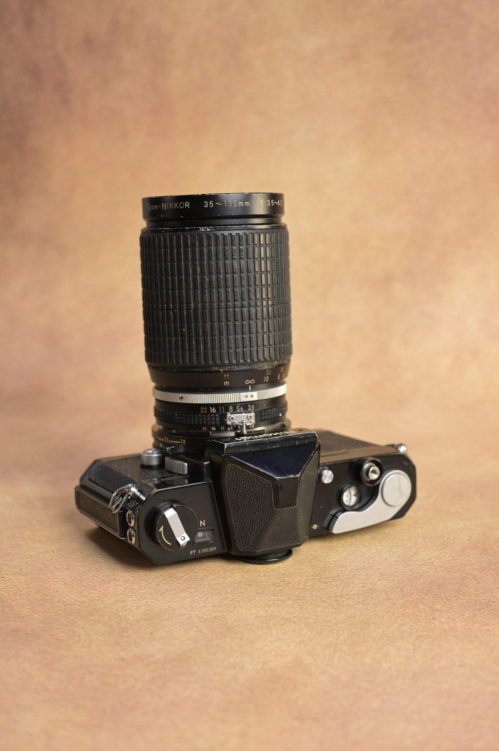 Nikomat FT + Zoom-Nikkor 35-135mm F3.5-4.5