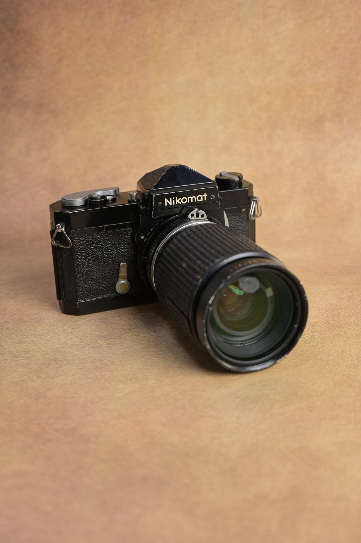 Nikomat FT + Zoom-Nikkor 35-135mm F3.5-4.5