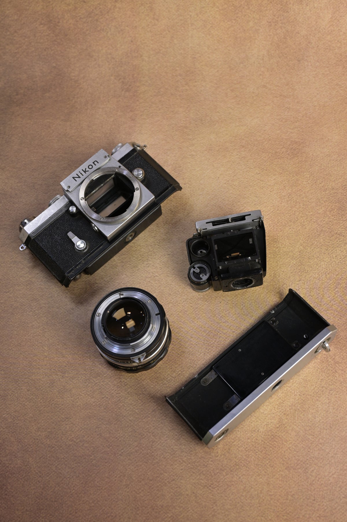 Nikon F + Photomic T Finder + Nikkor-S Auto 50mm F1.4