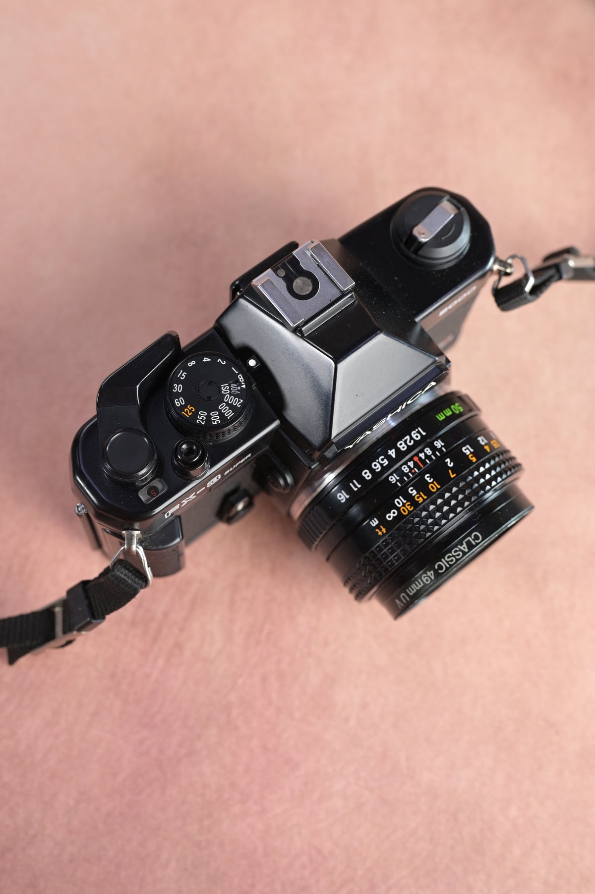 Yashica FX-3 Super 2000 + Yashica ML 50mm F1.9