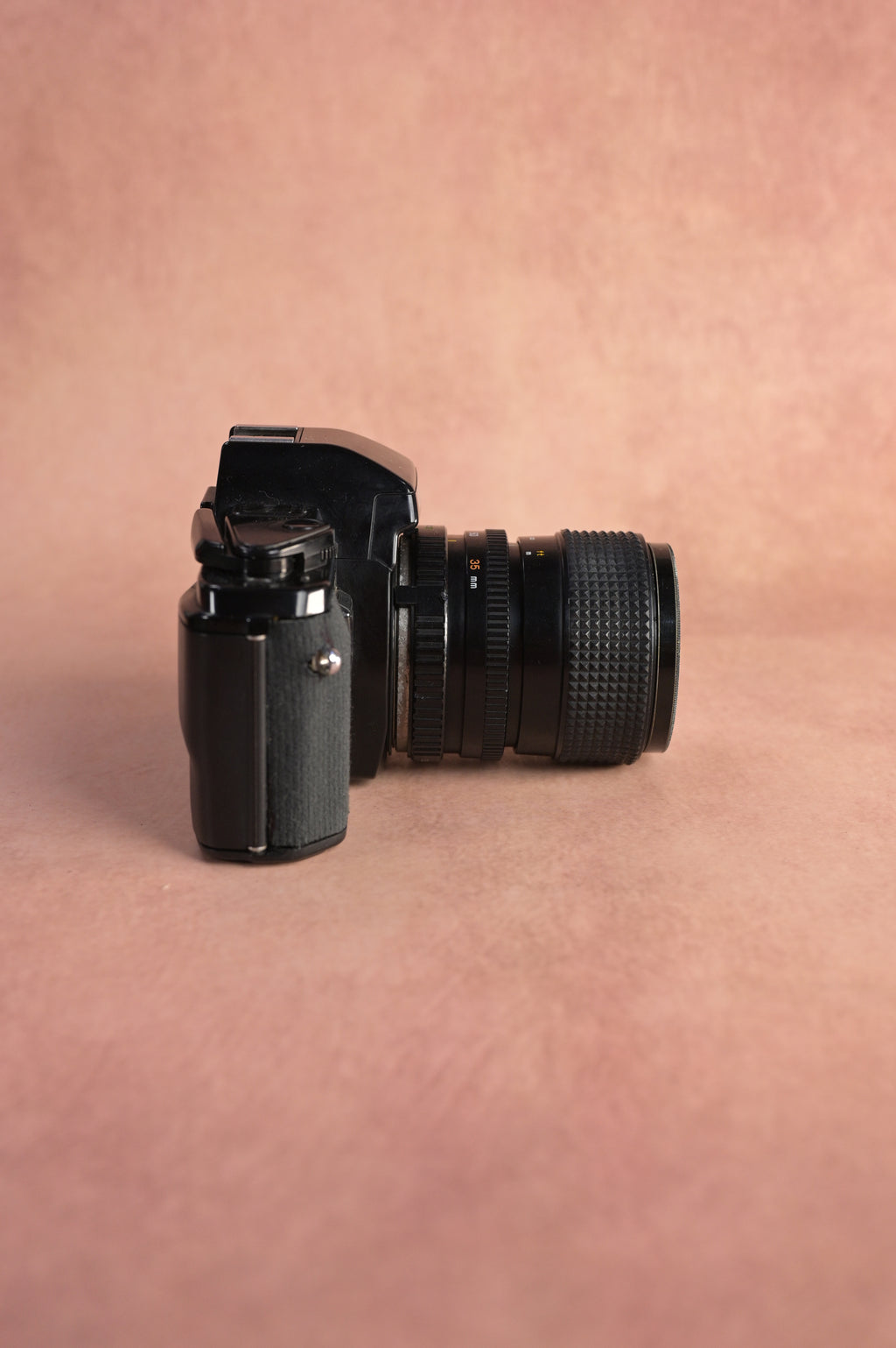 Minolta X-300s + Minolta Zoom 35-70mm F3.5-5.6