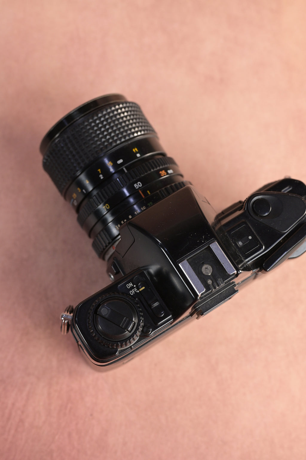 Minolta X-300s + Minolta Zoom 35-70mm F3.5-5.6
