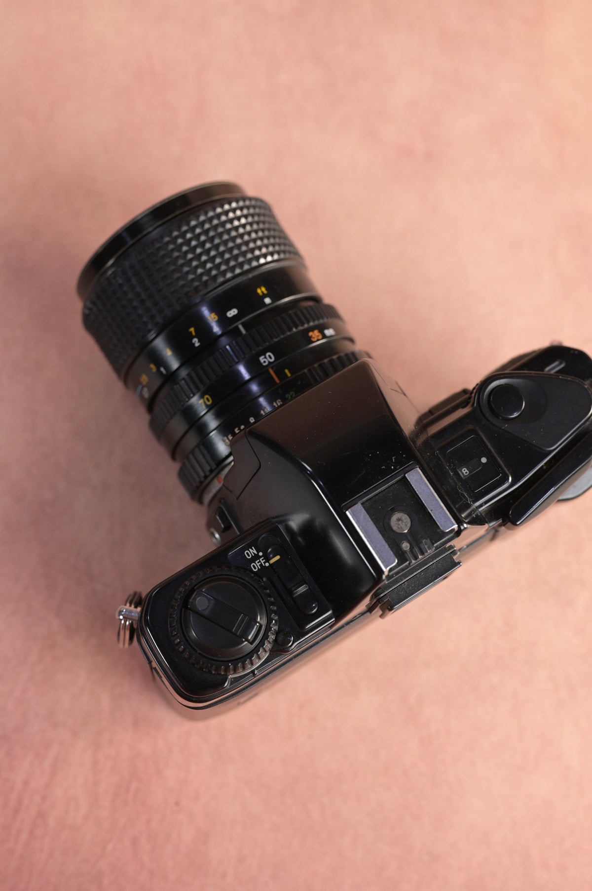 Minolta X-300s + Minolta Zoom 35-70mm F3.5-5.6