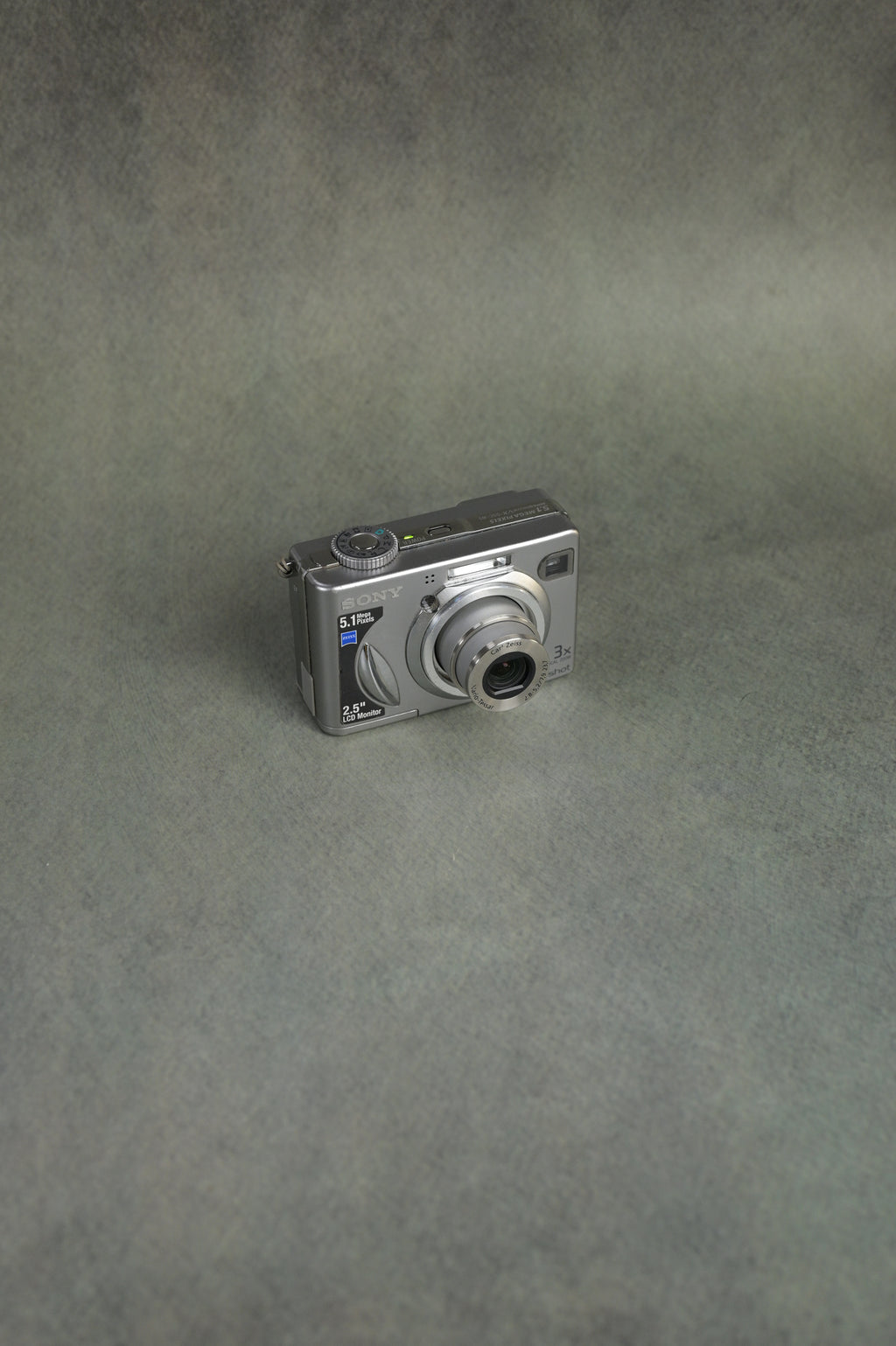 Sony Cyber-shot DSC-W5