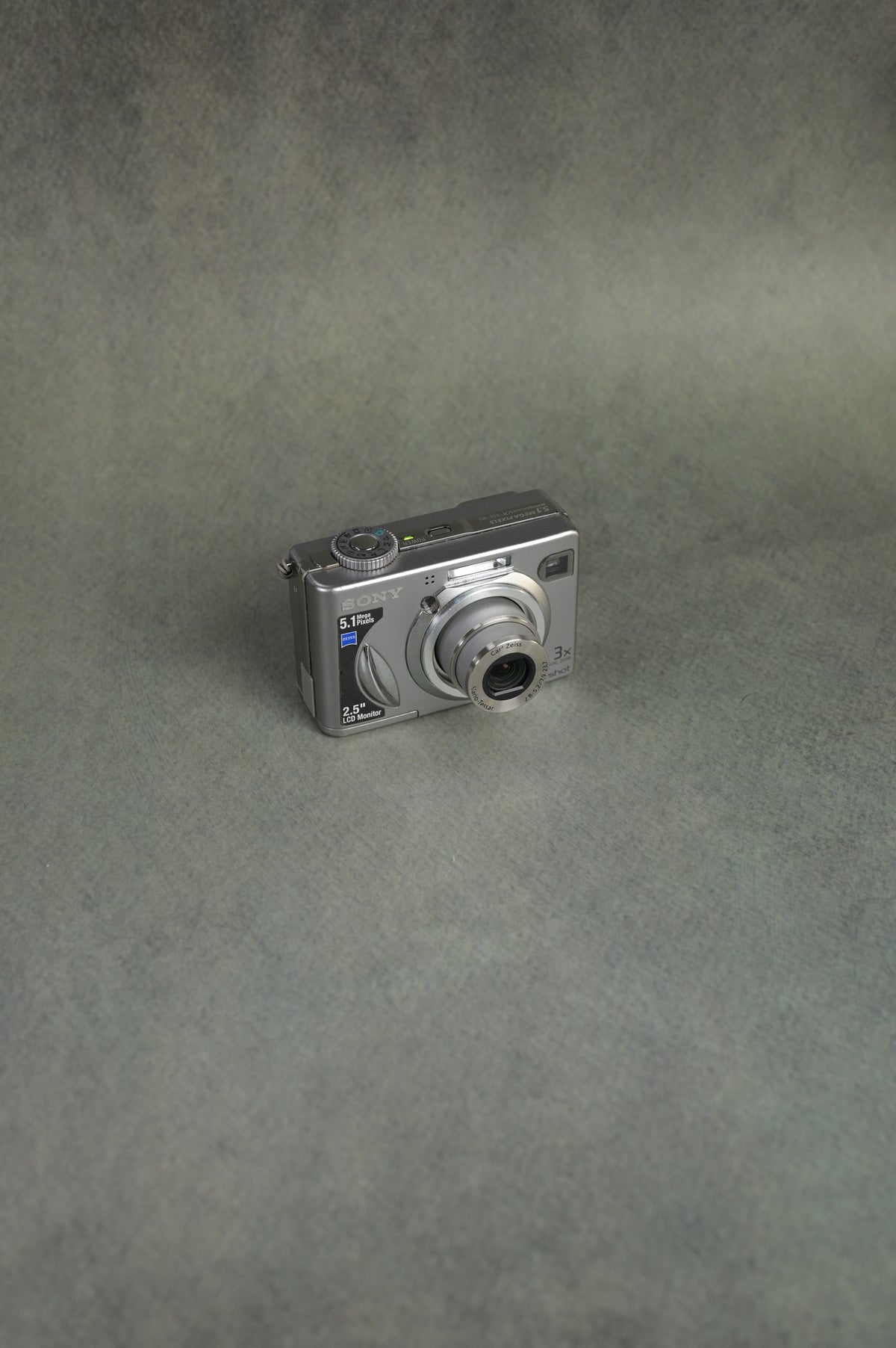 Sony Cyber-shot DSC-W5