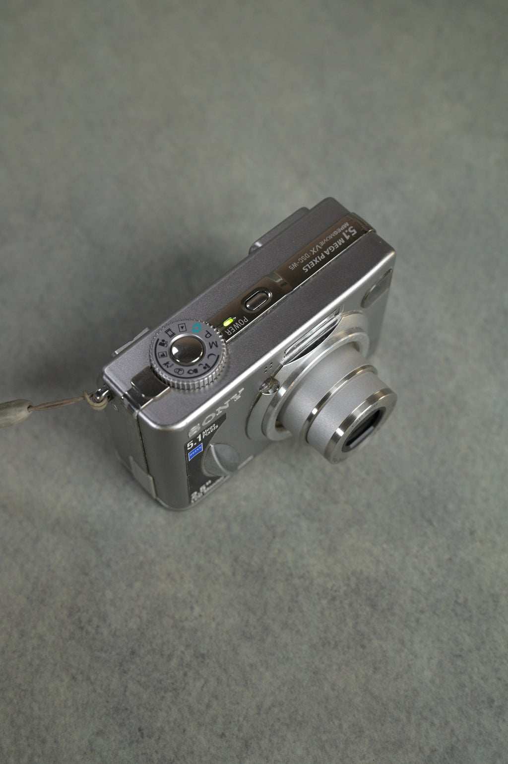 Sony Cyber-shot DSC-W5