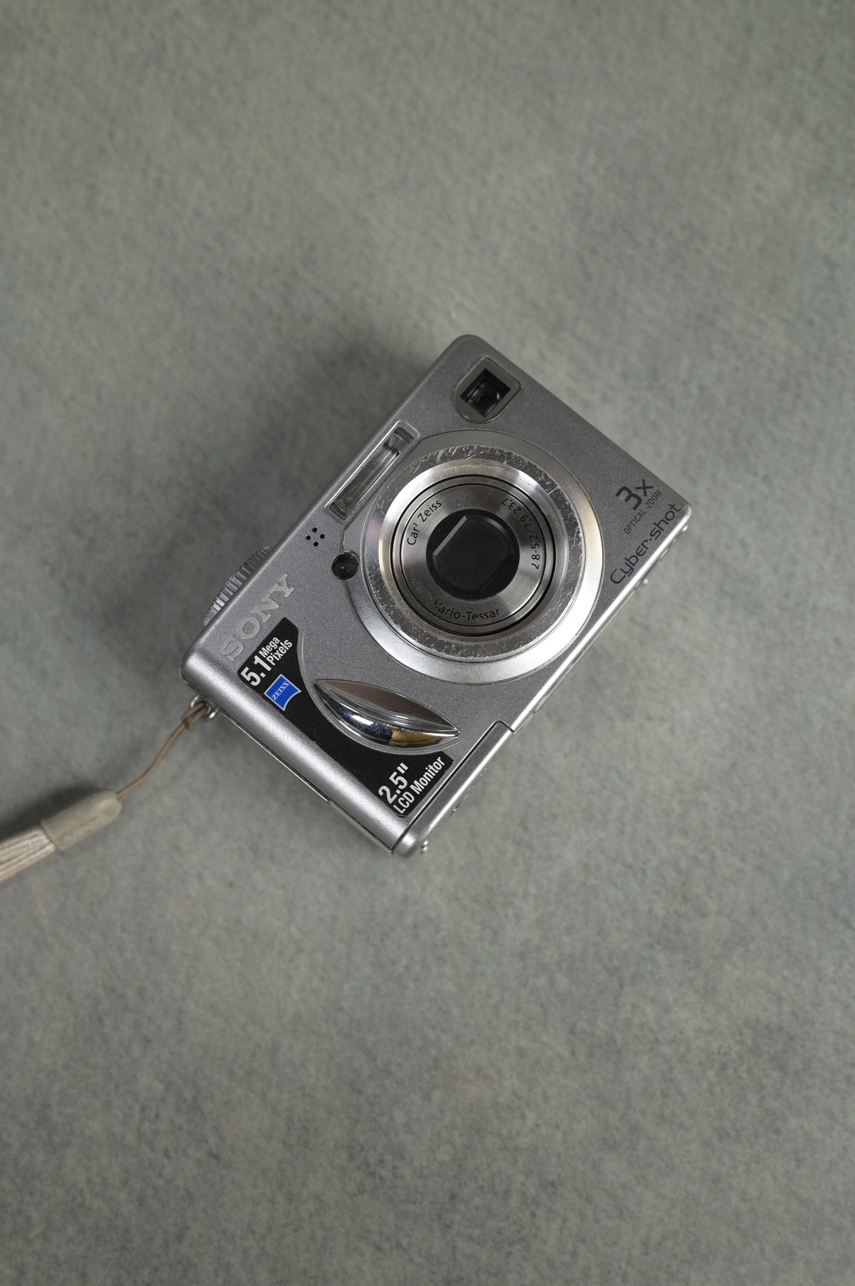 Sony Cyber-shot DSC-W5