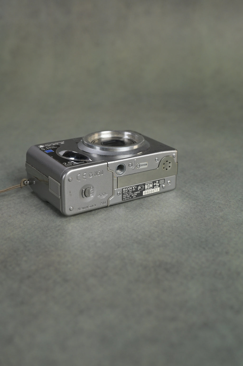 Sony Cyber-shot DSC-W5