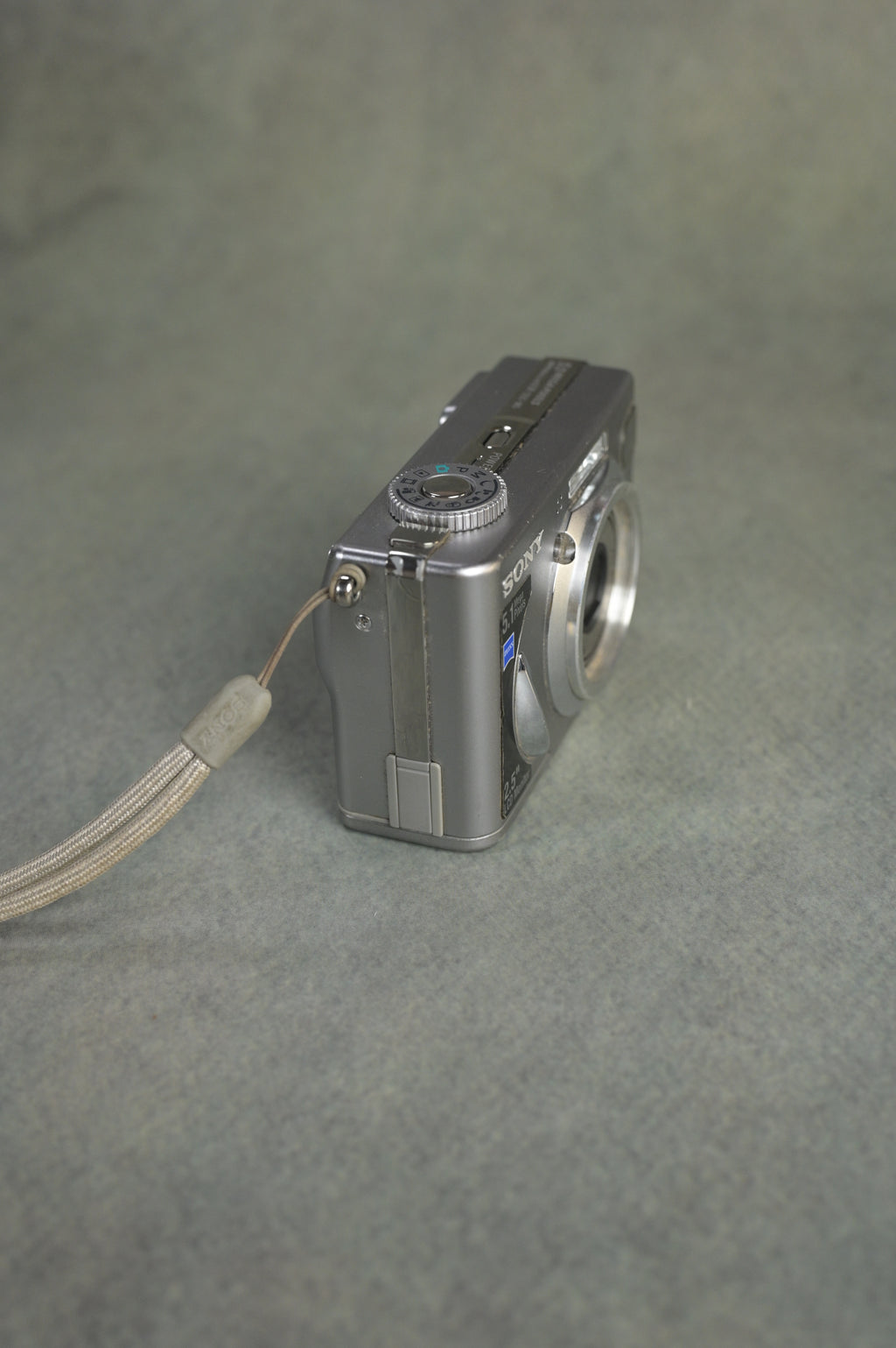 Sony Cyber-shot DSC-W5