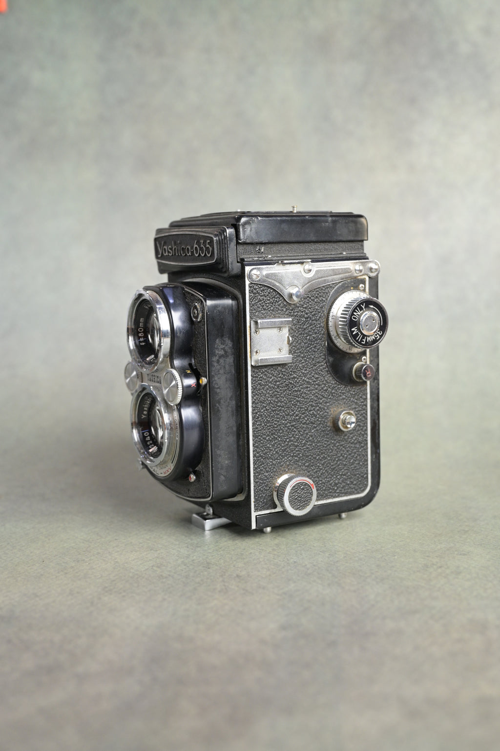 Yashica 635