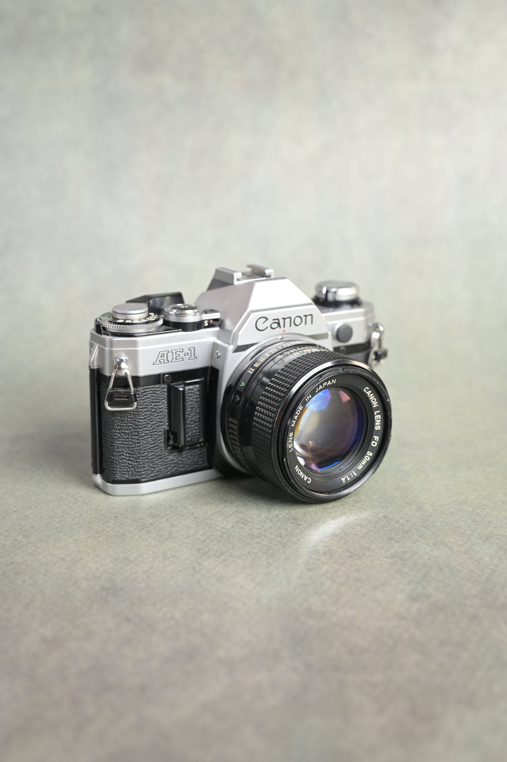 Canon AE-1 + Canon NFD 50mm F1.4