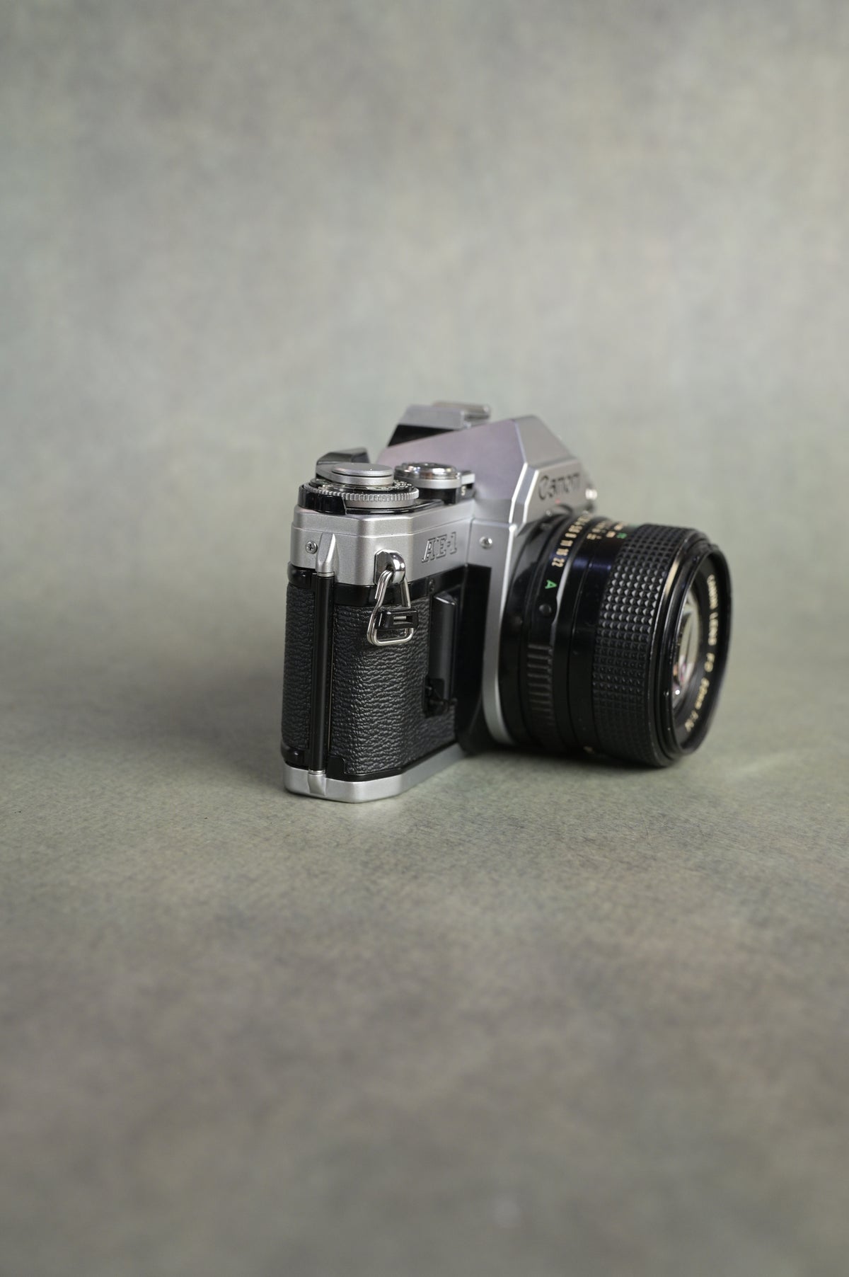 Canon AE-1 + Canon NFD 50mm F1.4