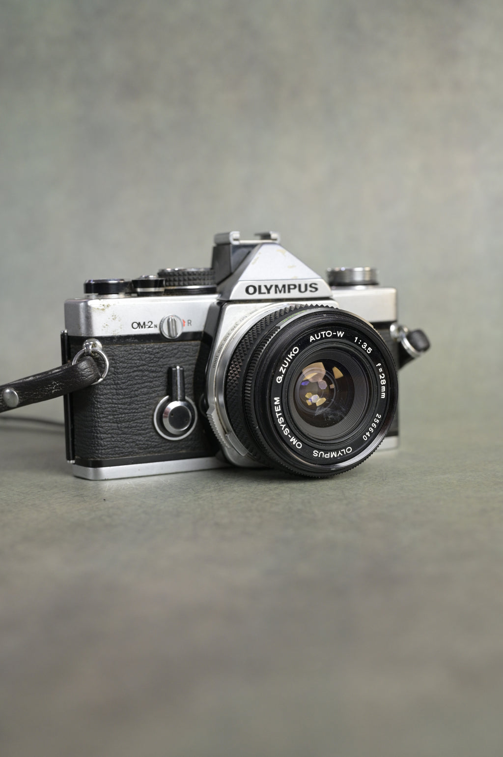 Olympus OM-2n + Olympus G.Zuiko Auto-W 28mm F3.5