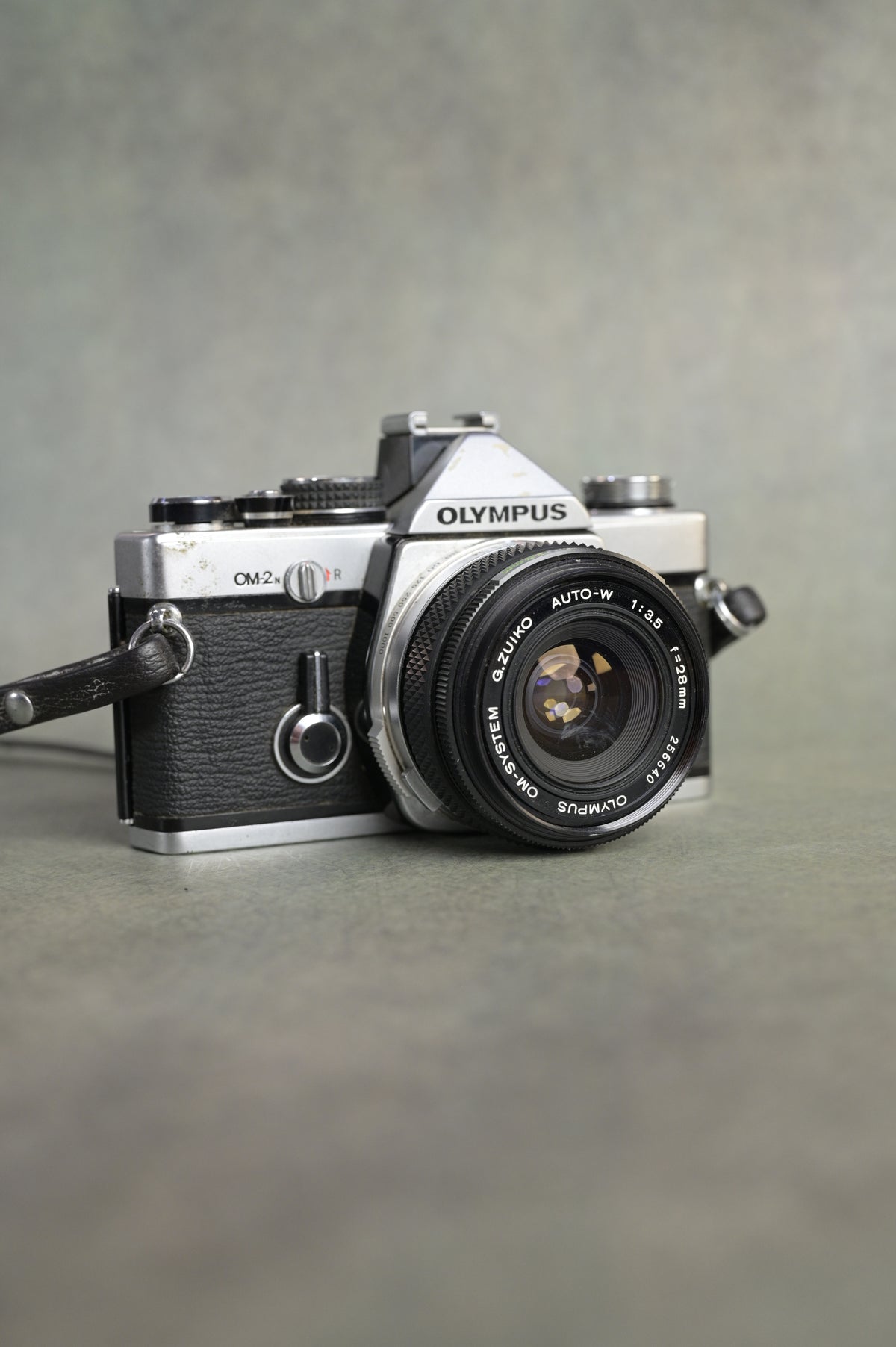 Olympus OM-2n + Olympus G.Zuiko Auto-W 28mm F3.5