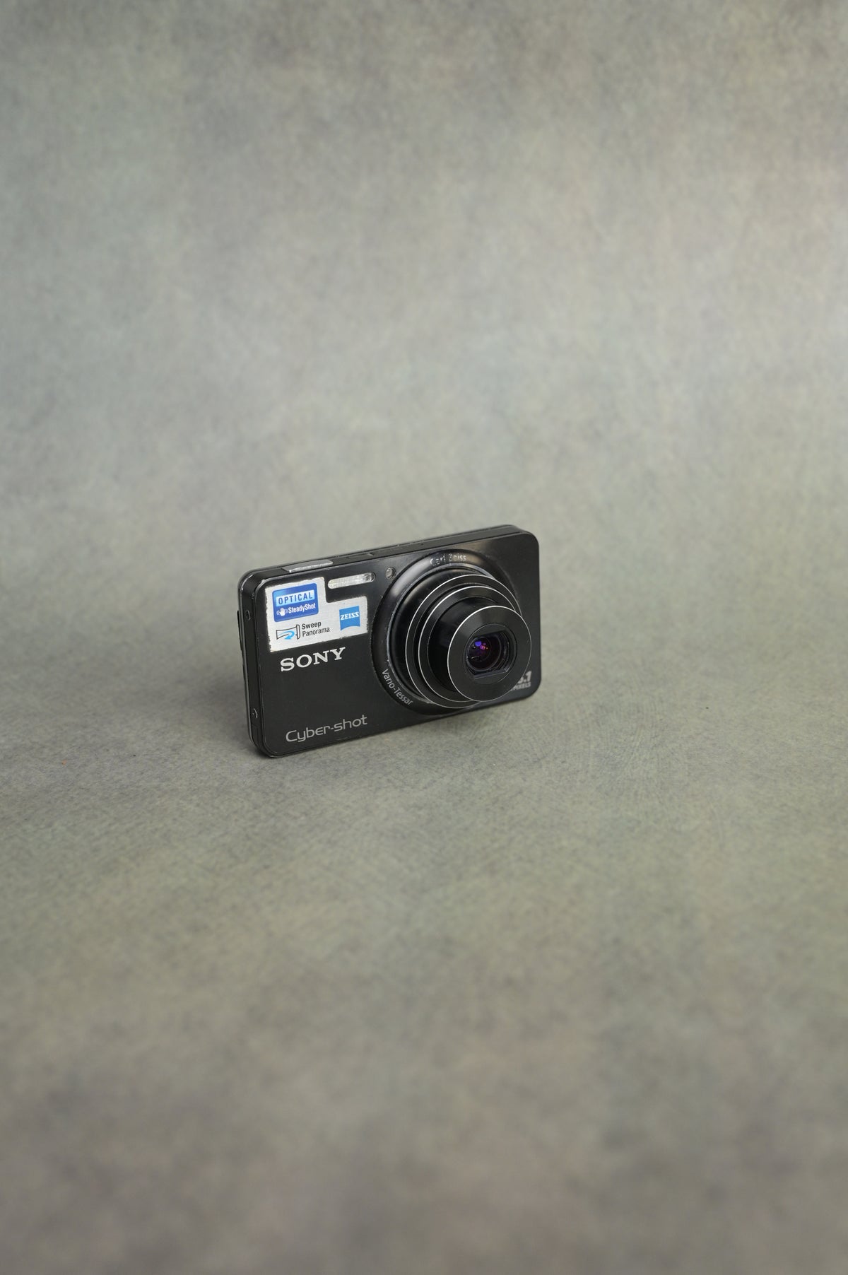 Sony Cyber-shot DSC-W570