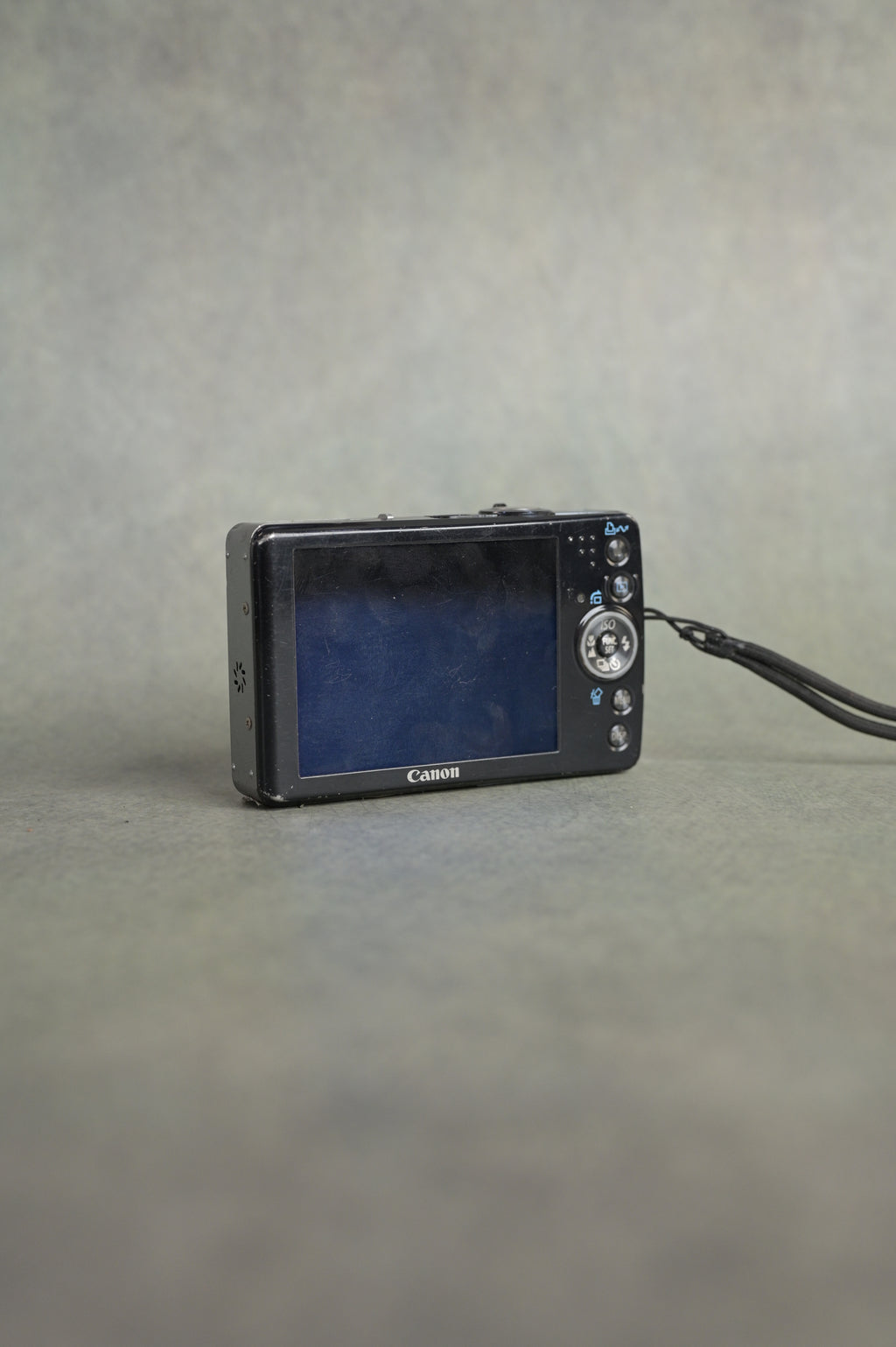 Canon PowerShot SD750 Digital ELPH