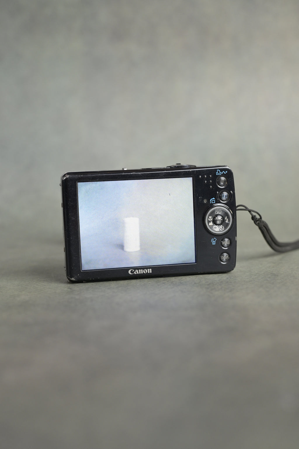 Canon PowerShot SD750 Digital ELPH