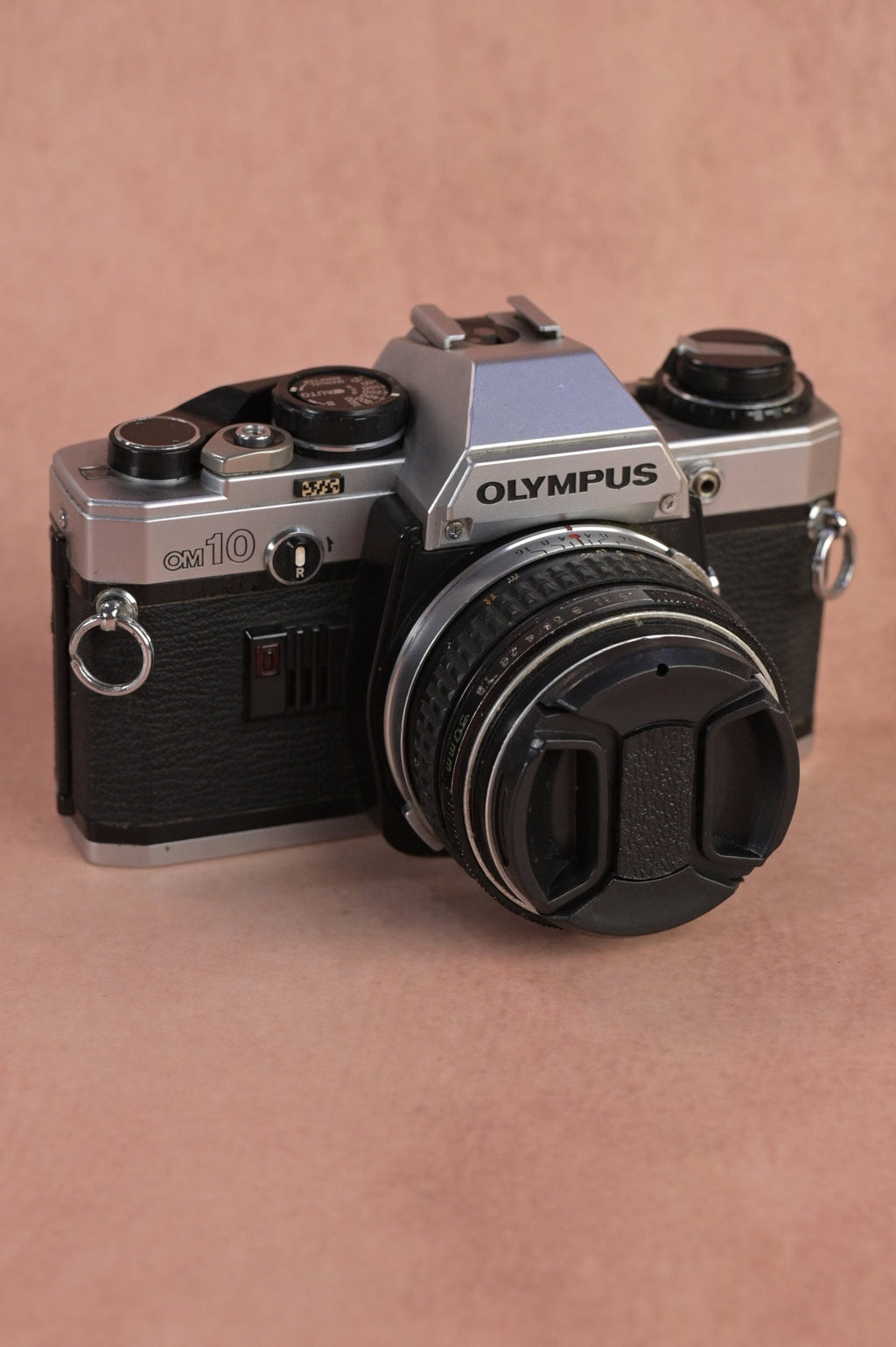 Olympus OM10 + Olympus F.Zuiko Auto-S 50mm F1.8