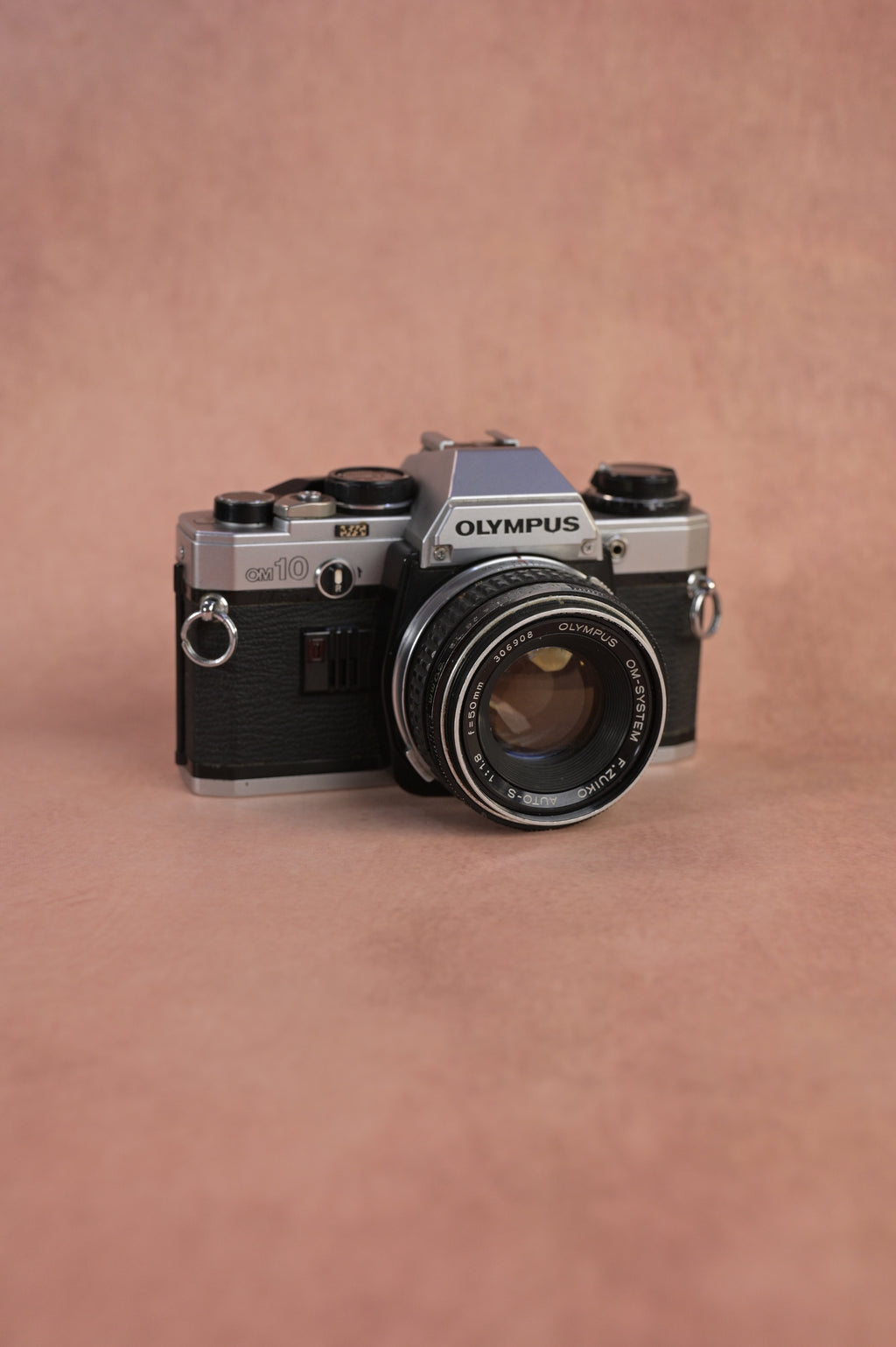 Olympus OM10 + Olympus F.Zuiko Auto-S 50mm F1.8