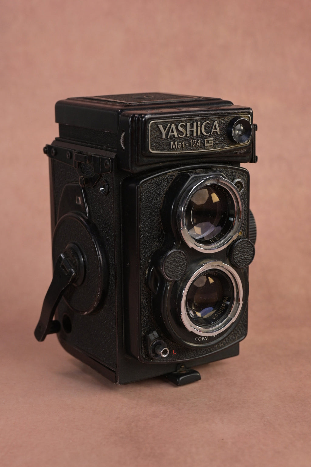 Yashica Mat-124G