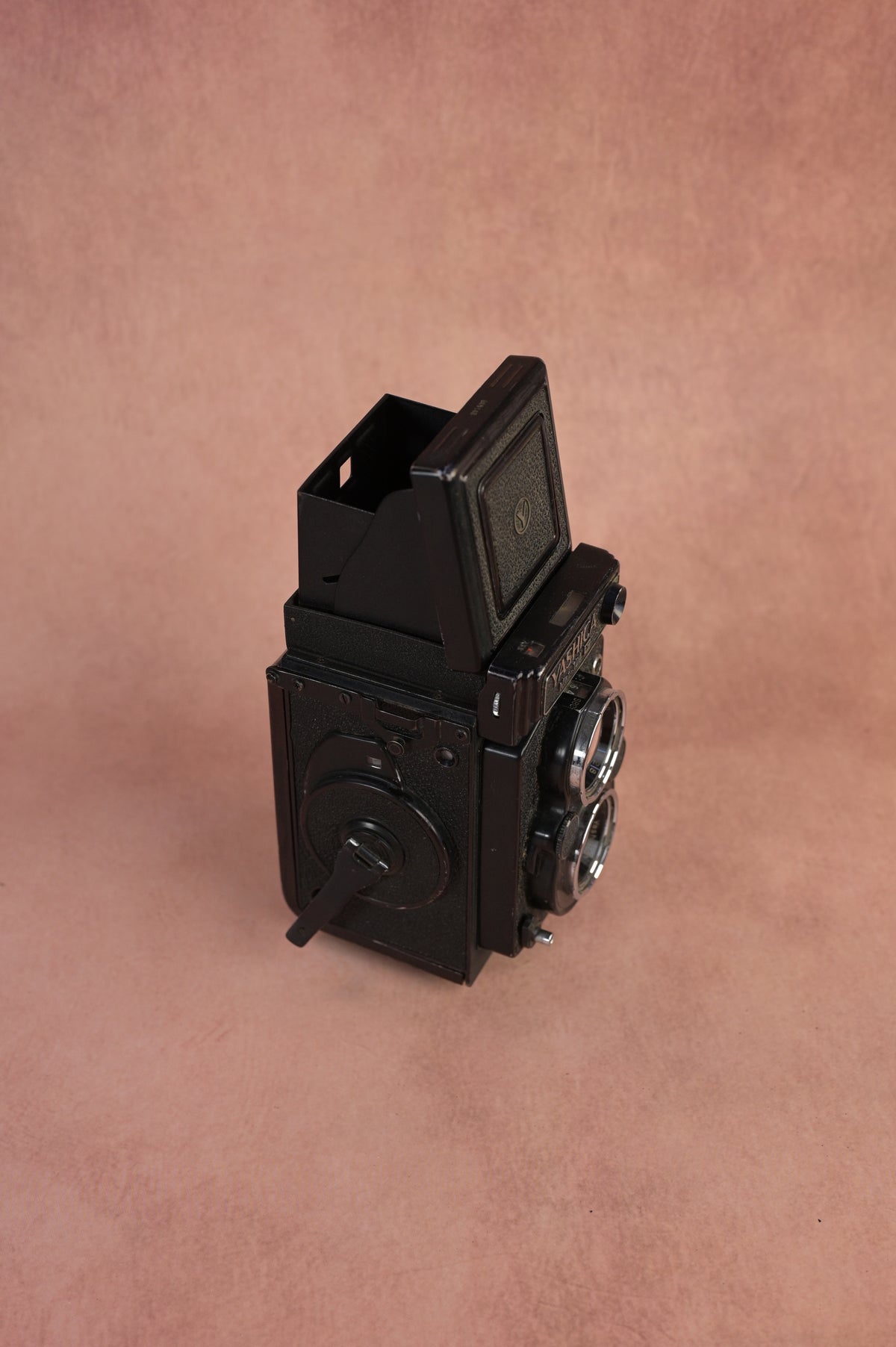 Yashica Mat-124G