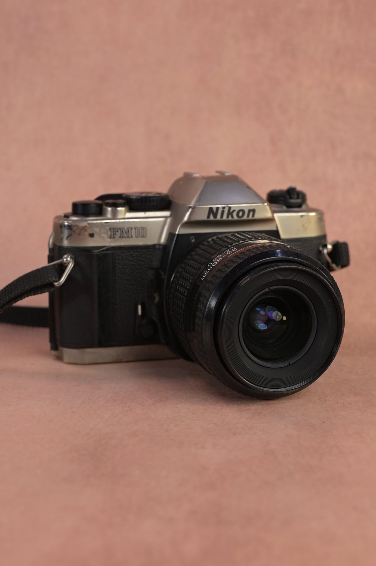 Nikon FM10 + Nikon AF Nikkor 35-80mm F4-5.6 D