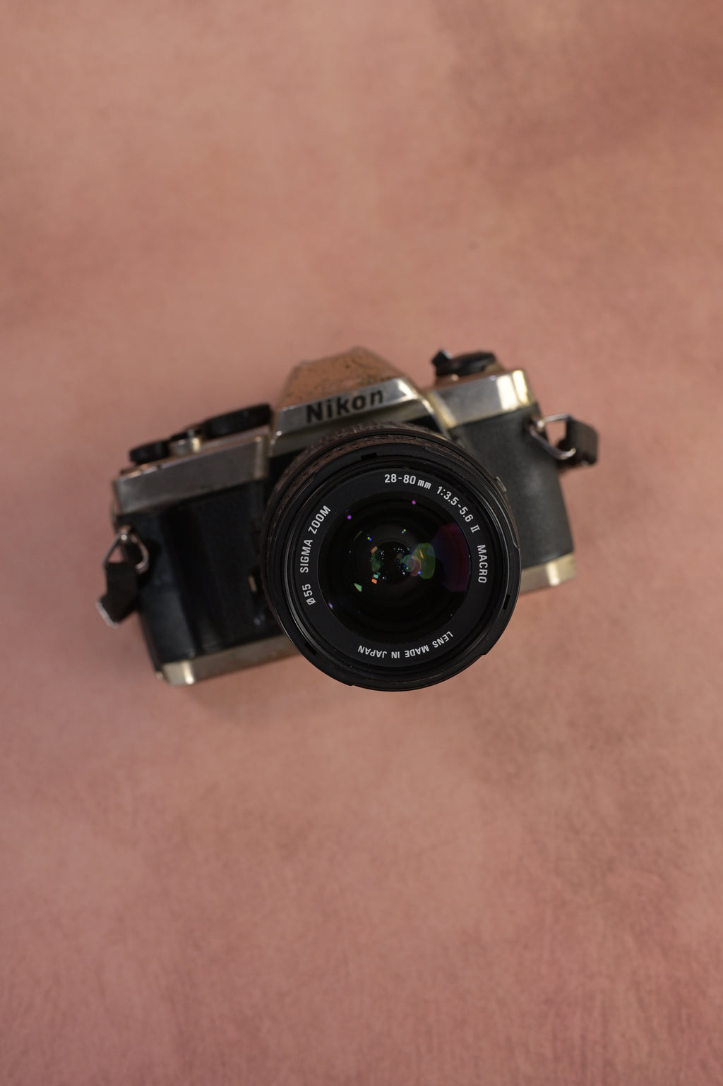Nikon FM10 + Sigma Macro Zoom 28-80mm F3.5-5.6