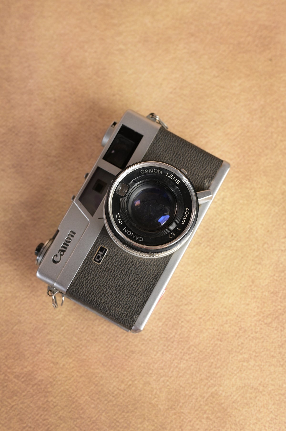 Canon Canonet QL17
