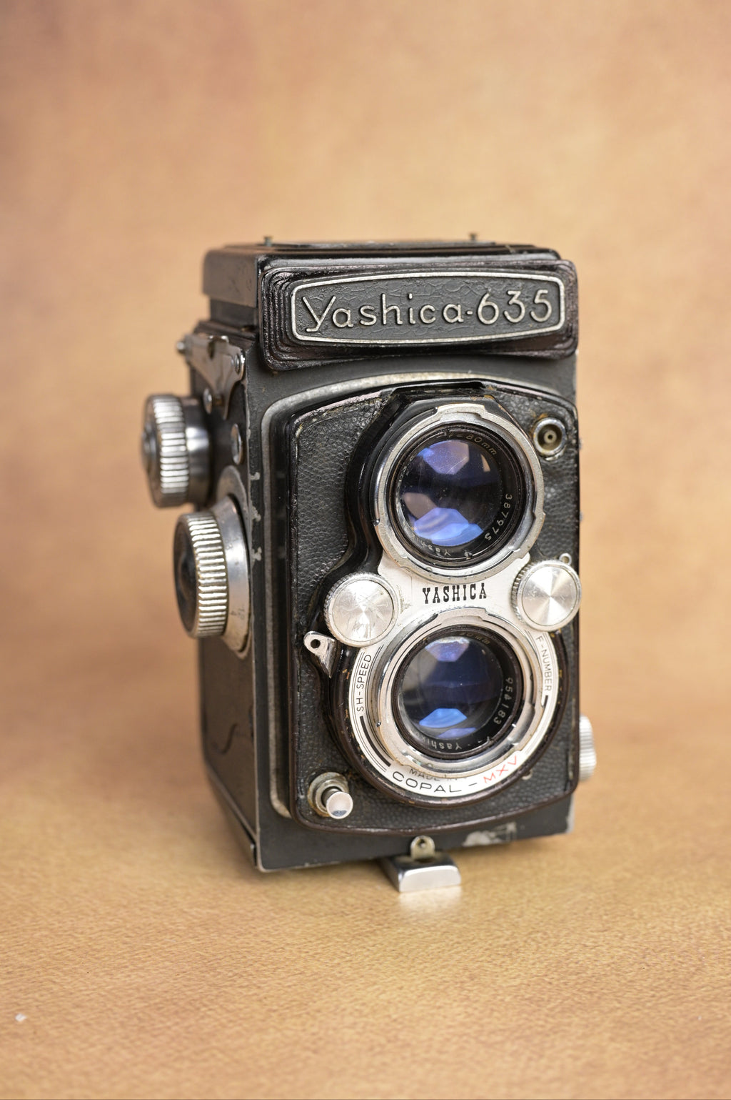 Yashica 635