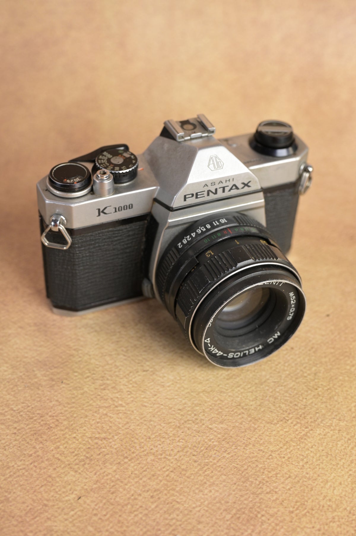 Pentax K1000 + Zenit MC Helios 44K-4 58mm F2