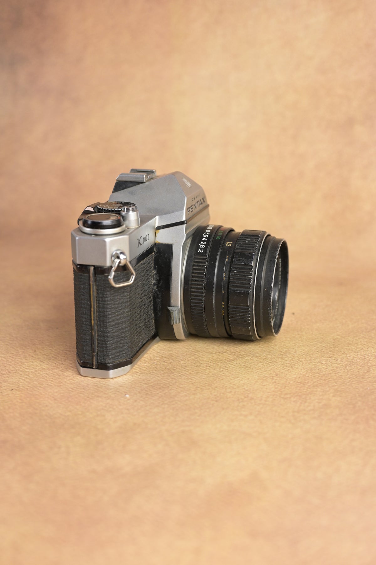 Pentax K1000 + Zenit MC Helios 44K-4 58mm F2