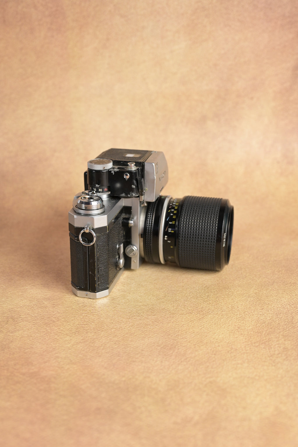 Nikon F + Photomic Prism + Nikkor 43-86mm F3.5