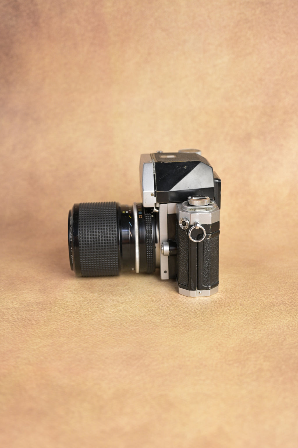 Nikon F + Photomic Prism + Nikkor 43-86mm F3.5