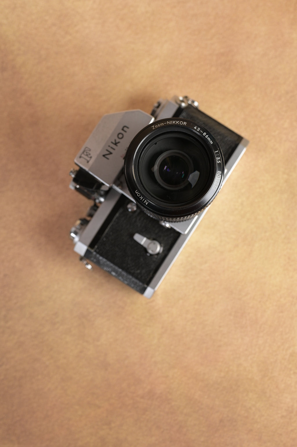 Nikon F + Photomic Prism + Nikkor 43-86mm F3.5