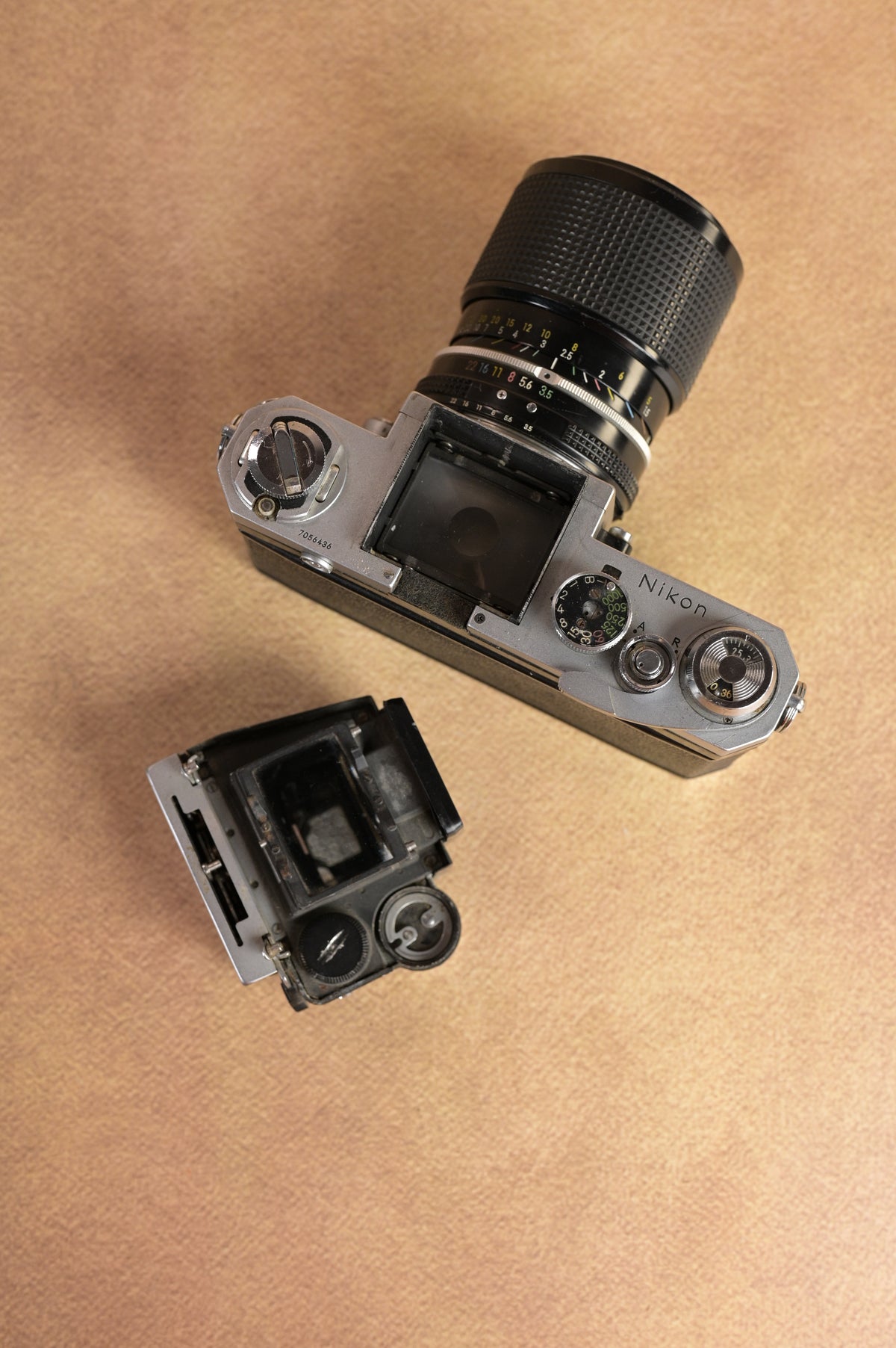 Nikon F + Photomic Prism + Nikkor 43-86mm F3.5