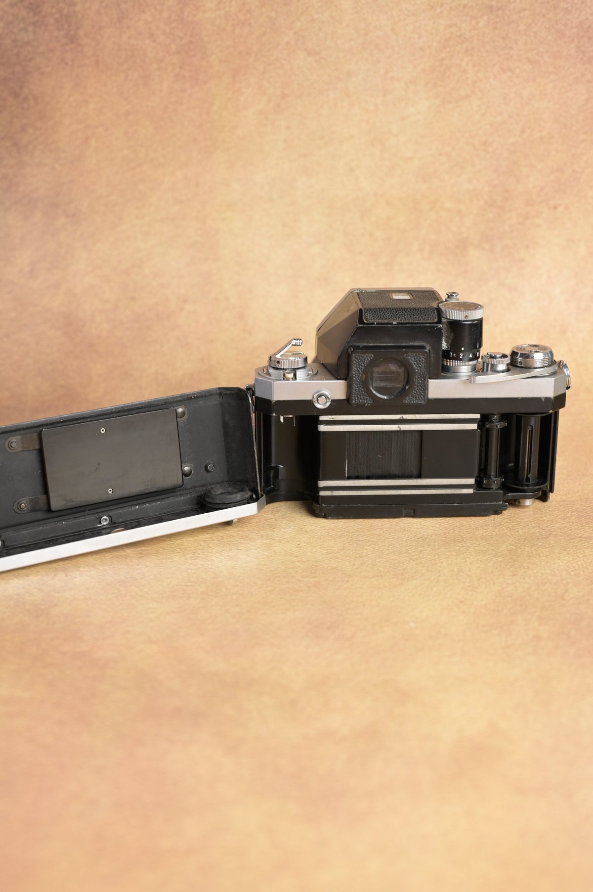 Nikon F + Photomic Prism + Nikkor 43-86mm F3.5