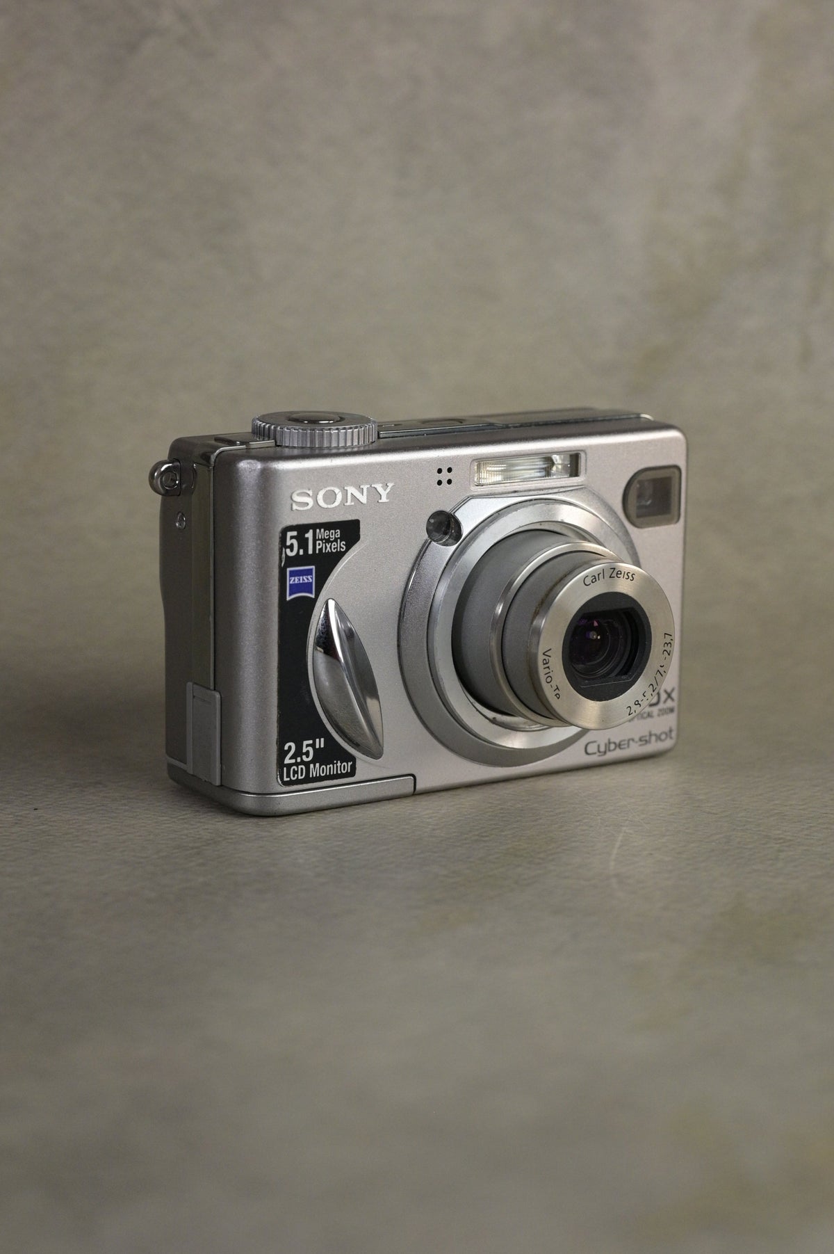 Sony Cyber-shot DSC-W5