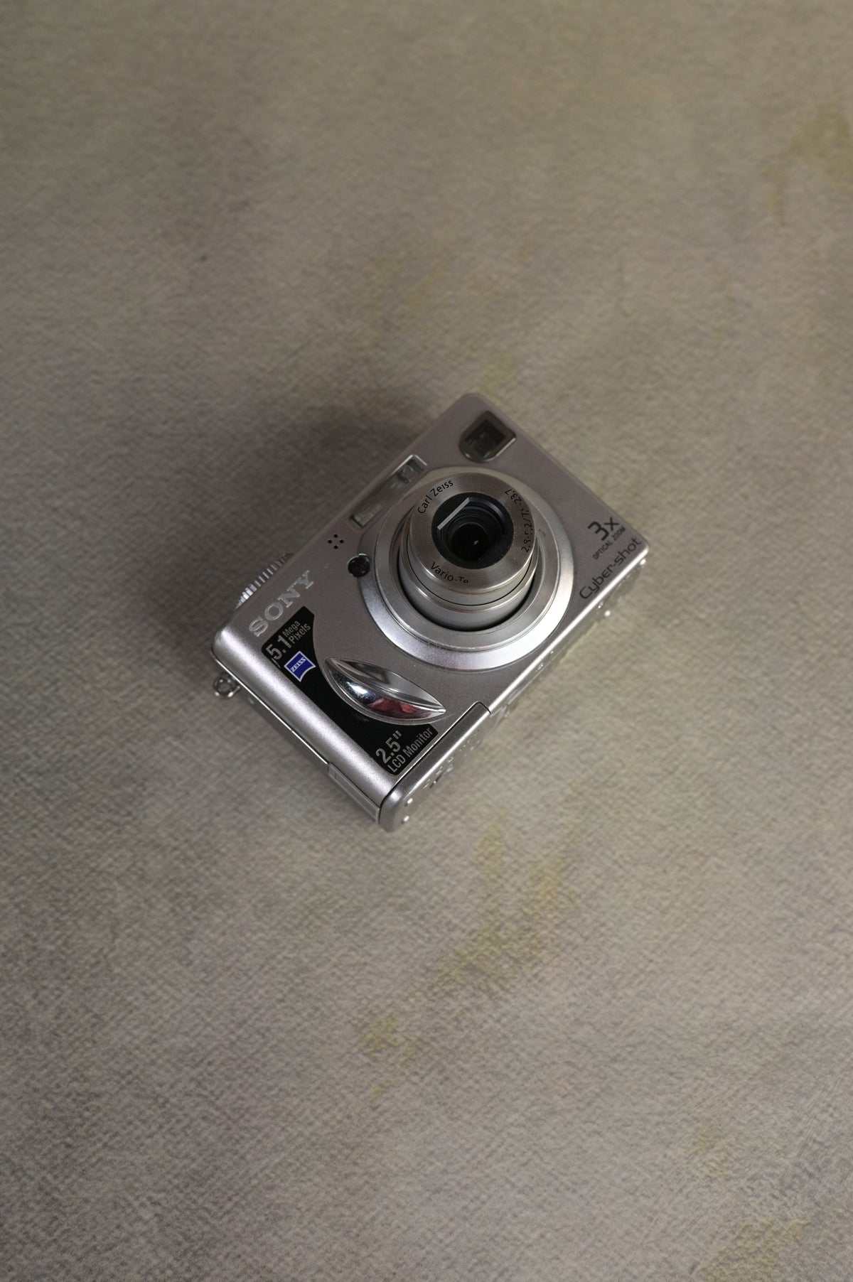 Sony Cyber-shot DSC-W5