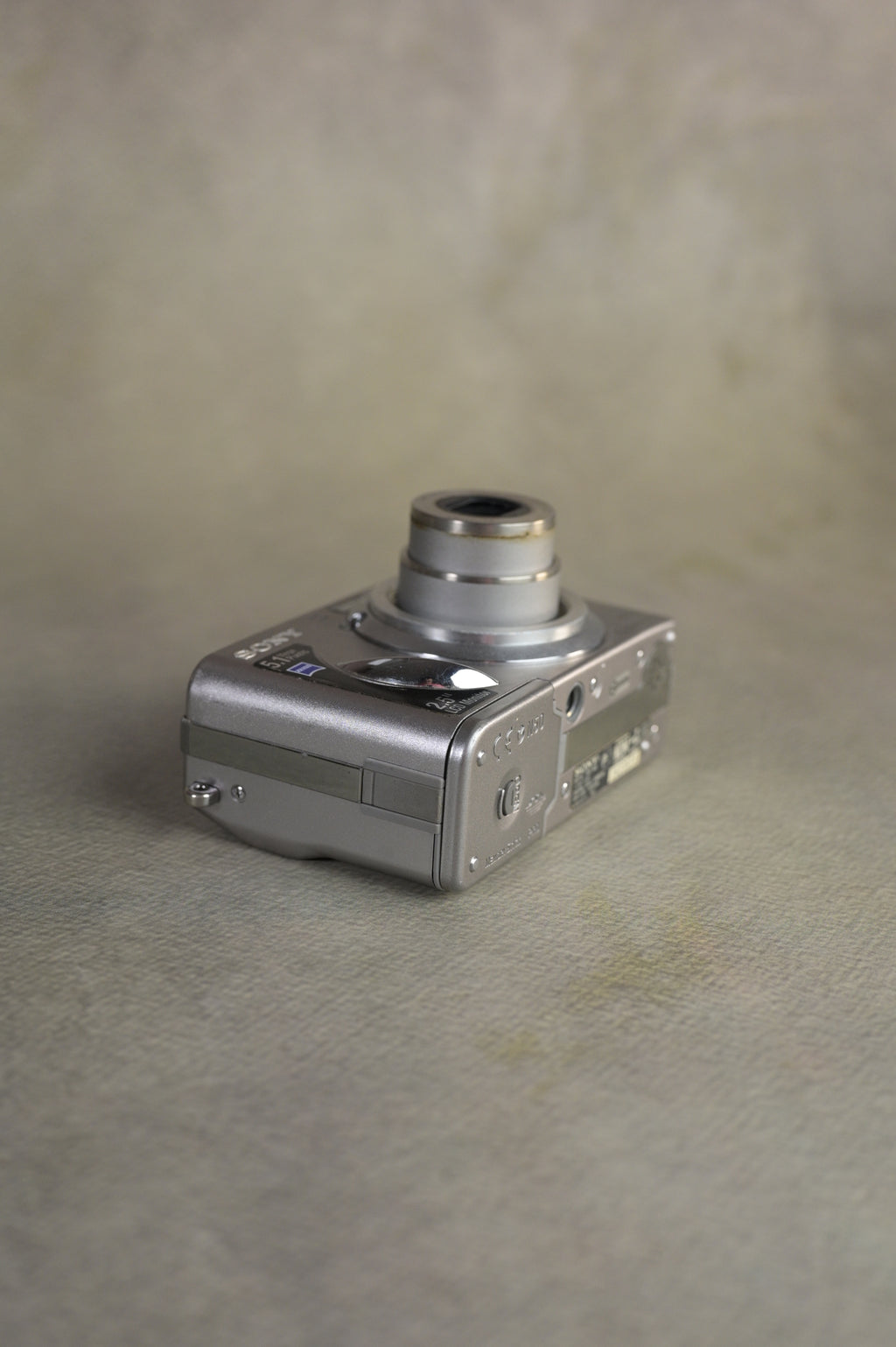 Sony Cyber-shot DSC-W5