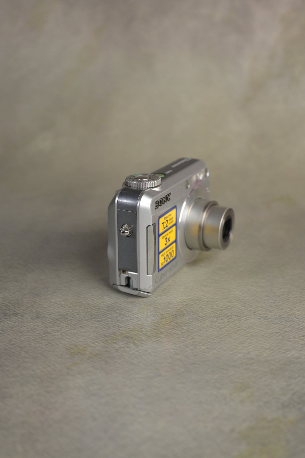 Sony Cyber-shot DSC-S650