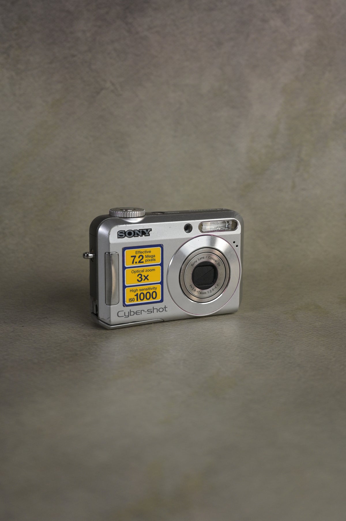 Sony Cyber-shot DSC-S650